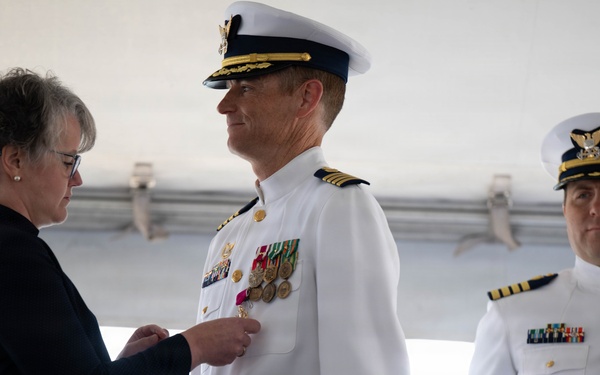 U.S. Coast Guard Base Seattle holds change-of-command ceremony