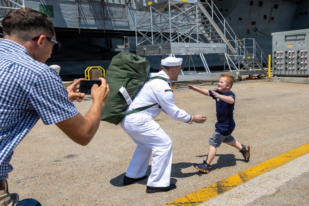 USS Nimitz Arrives to Final Homeport of Naval Station Norfolk