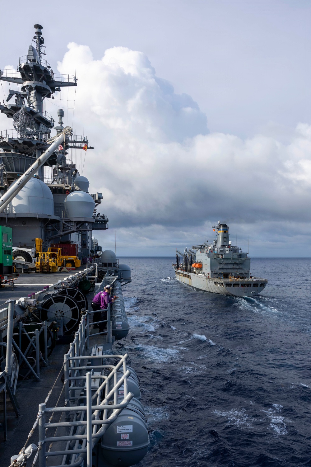 Kearsarge Conducts Replenishment-At-Sea