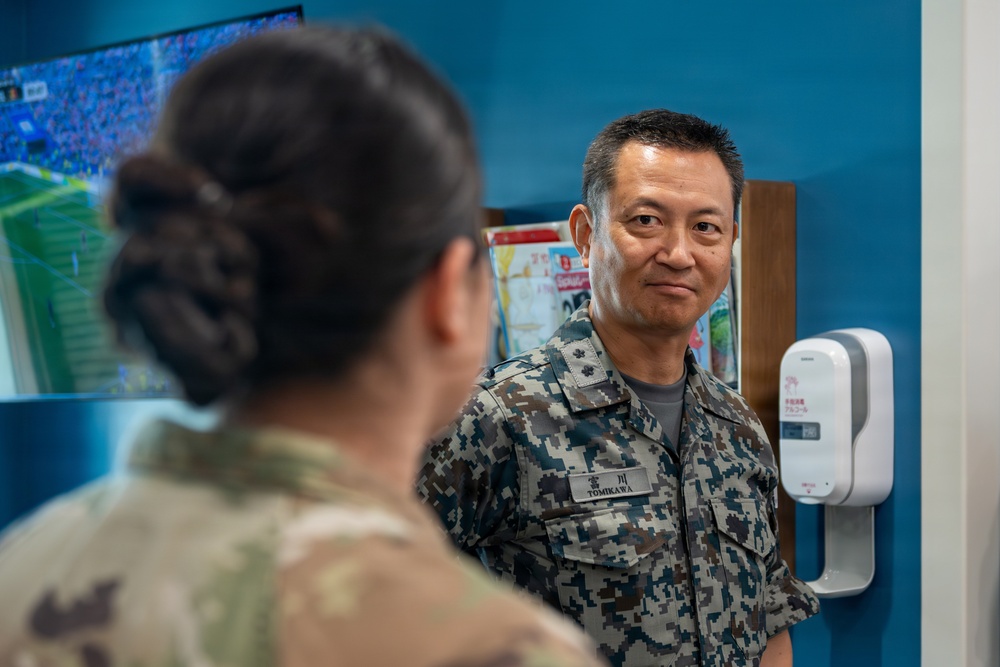 3rd Air Wing commander visits the 35th Fighter Wing, advancing U.S.-Japan alliance