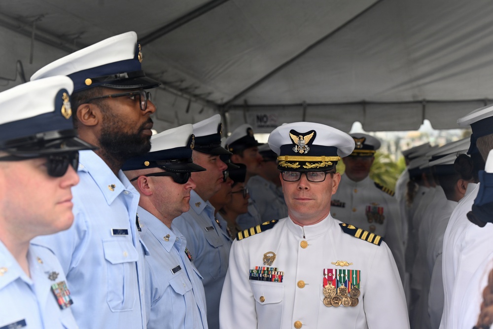 U.S. Coast Guard Cutter Waesche (WMSL 751) holds change-of-command ceremony