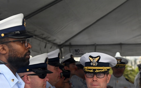 U.S. Coast Guard Cutter Waesche (WMSL 751) holds change-of-command ceremony
