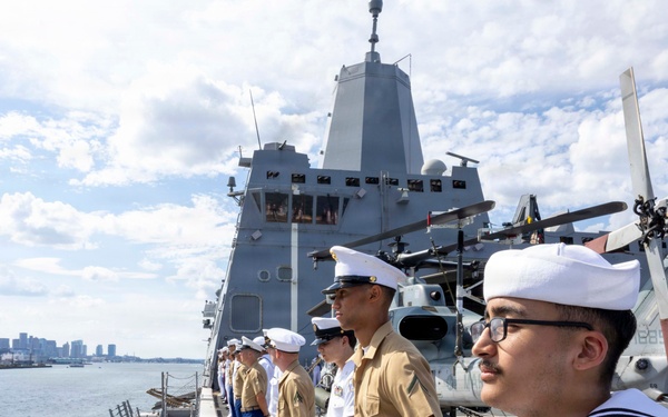 USS Arlington (LPD 24) Arrives in Boston for SAIL250
