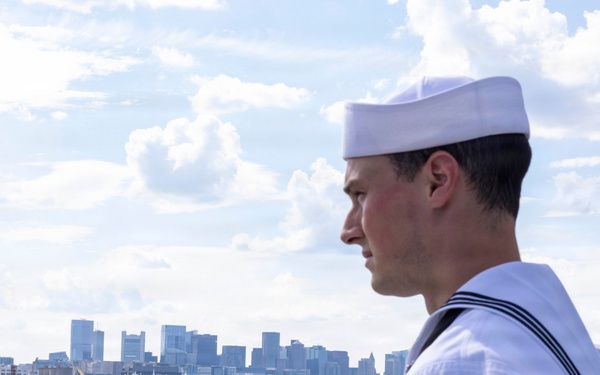 USS Arlington (LPD 24) Arrives in Boston for SAIL250