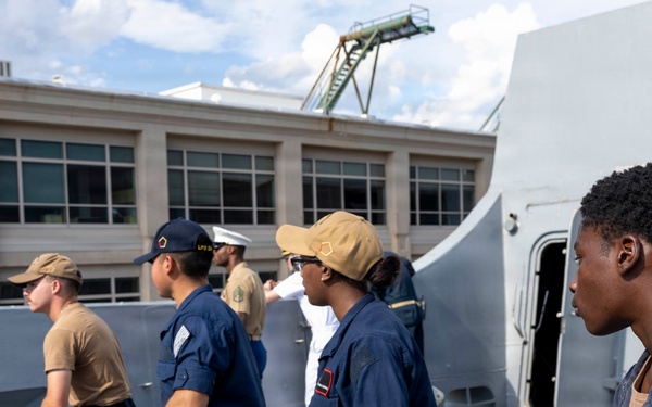USS Arlington (LPD 24) Arrives in Boston for SAIL250
