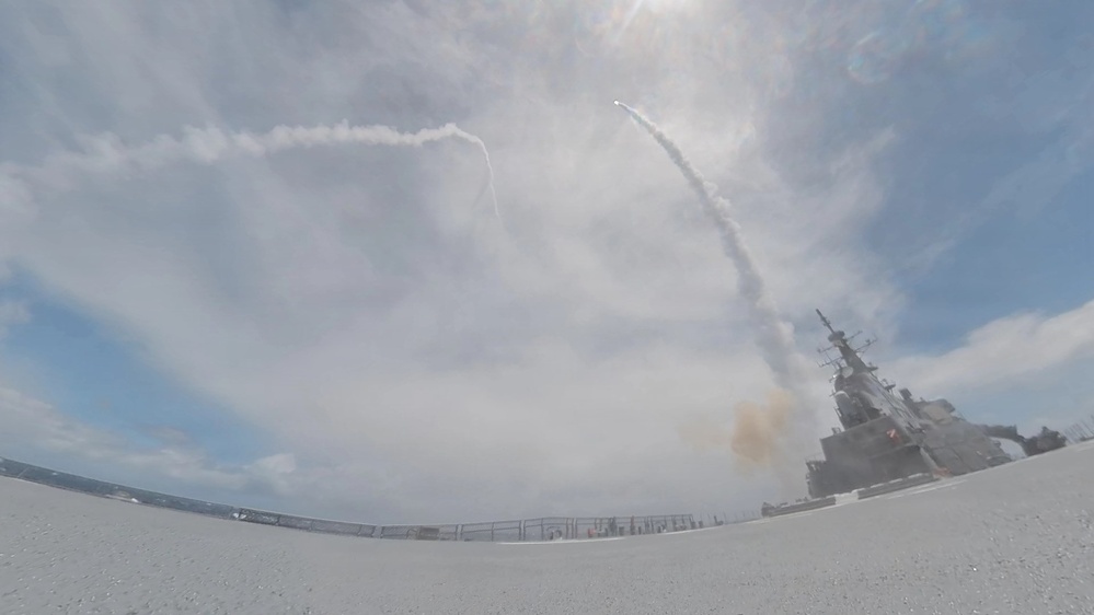 JS Kongo conducts SM-2 live-fire exercise during RIMPAC 2026