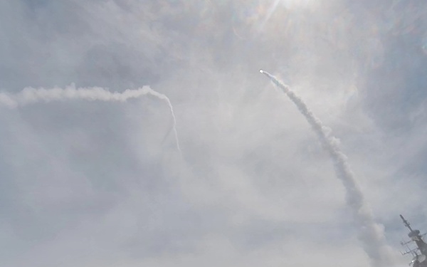 JS Kongo conducts SM-2 live-fire exercise during RIMPAC 2026