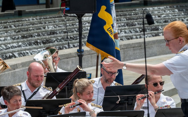 Navy Band Joint Concert at Navy Memorial