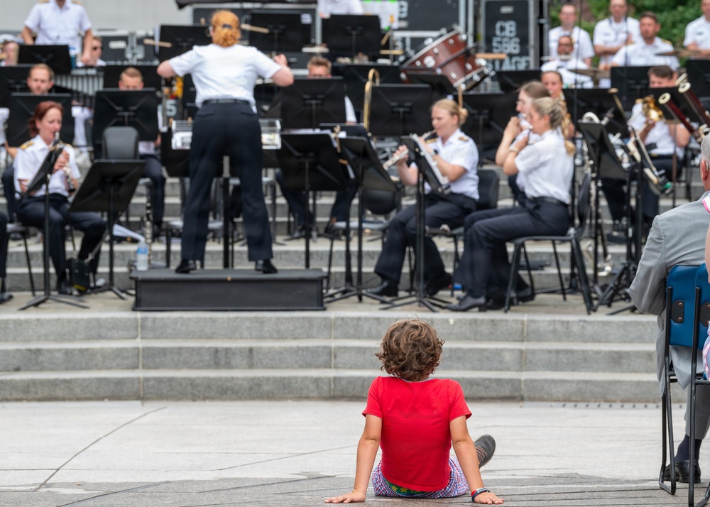 Navy Band Joint Concert at Navy Memorial