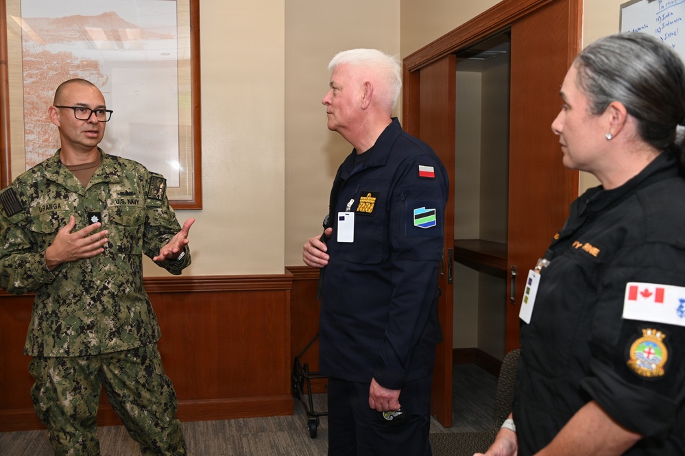 Inspector for the Navy of the Republic of Poland Vice Adm. Jarosław Ziemiański visits RIMPAC 2026 CJIB