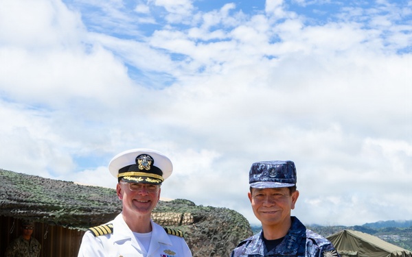 JMSDF Chief of Staff visits Seabees