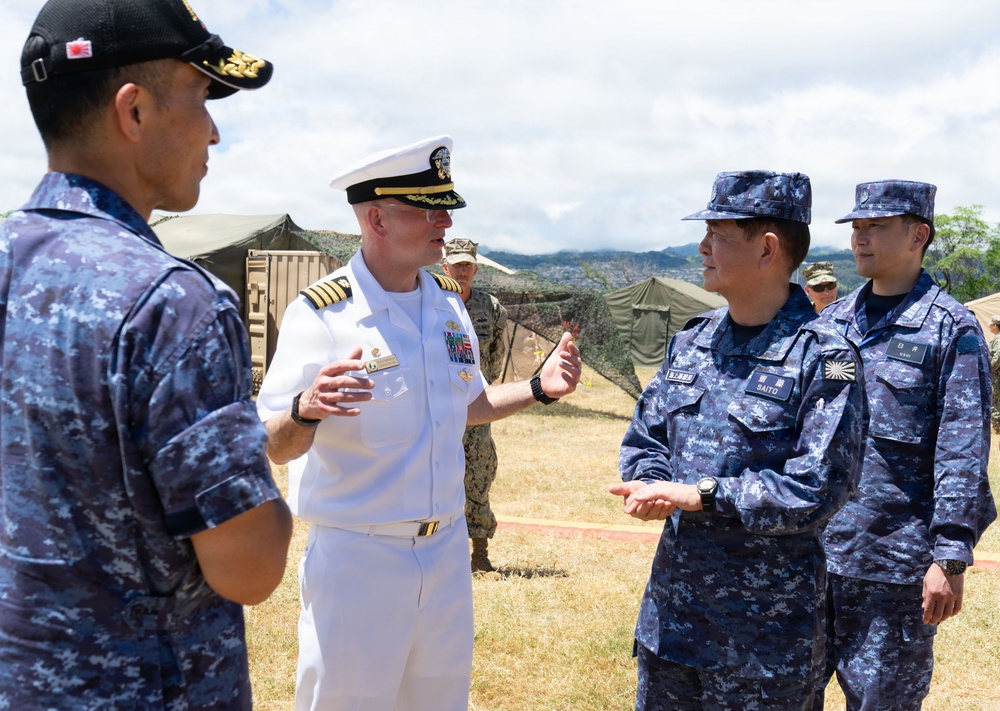 JMSDF Chief of Staff visits Seabees