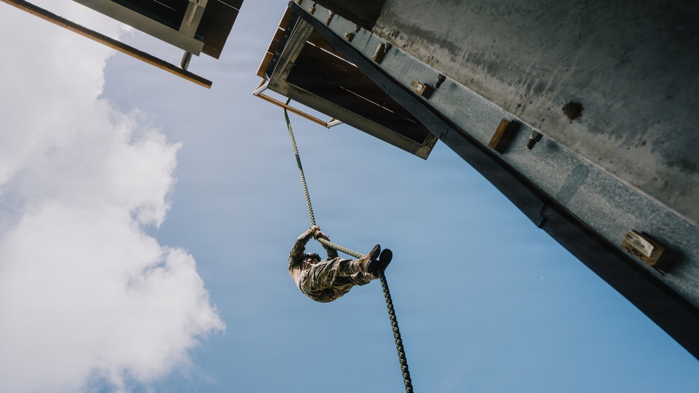 Multinational EOD technicians conduct HRST training during RIMPAC 26
