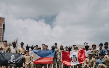 Multinational EOD technicians conduct HRST training during RIMPAC 26