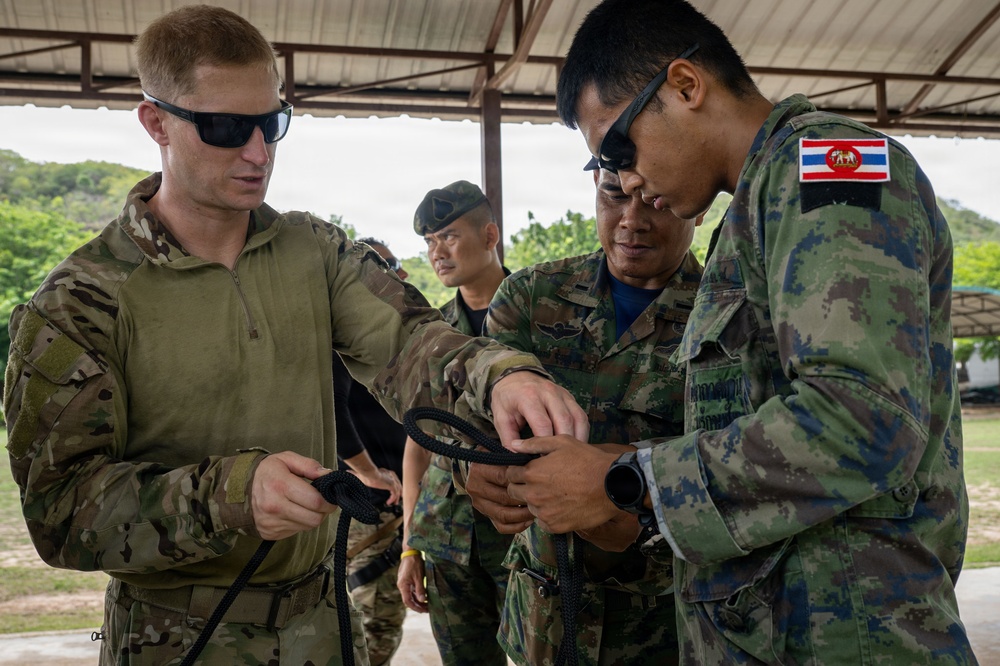 U.S. and Royal Thai Navy EOD teams perform fast rope maneuvers at CARAT 2026