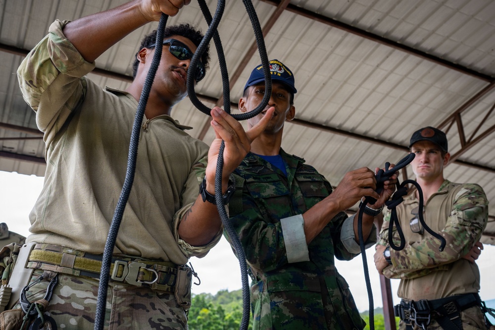 U.S. and Royal Thai Navy EOD teams perform fast rope maneuvers at CARAT 2026
