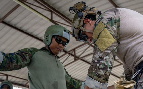EODMU 5 conducts rappelling exercise with the Royal Thai Navy during CARAT 2026
