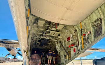 U.S. Coast Guard dive team arrives to Saipan to begin work on aids