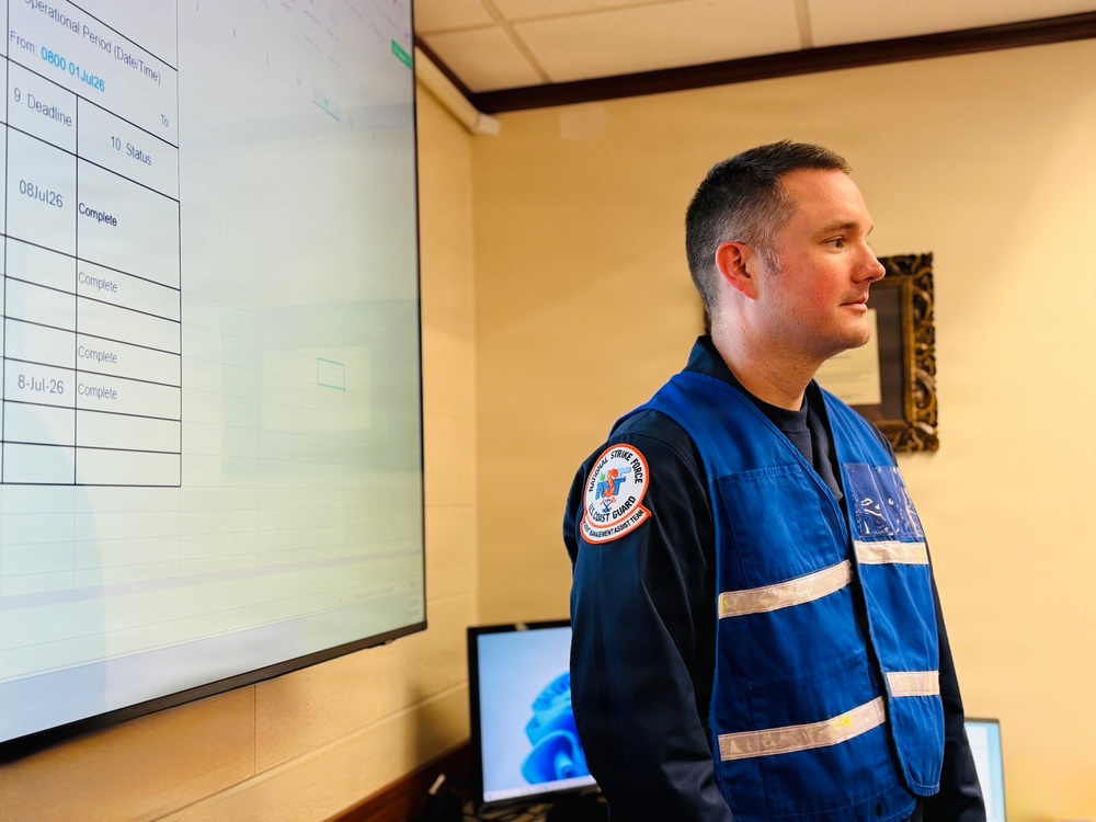 U.S. Coast Guard IMT continues operations planning for Guam and CNMI port recovery from Super Typhoon Bavi