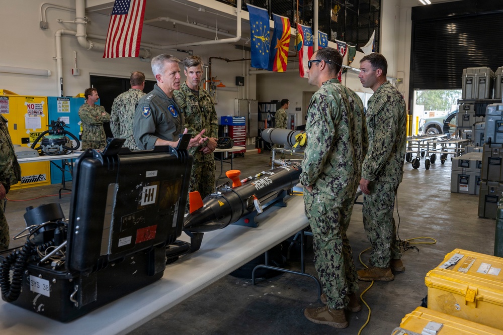 Vice Adm. Hannifin Visits Naval Base Guam