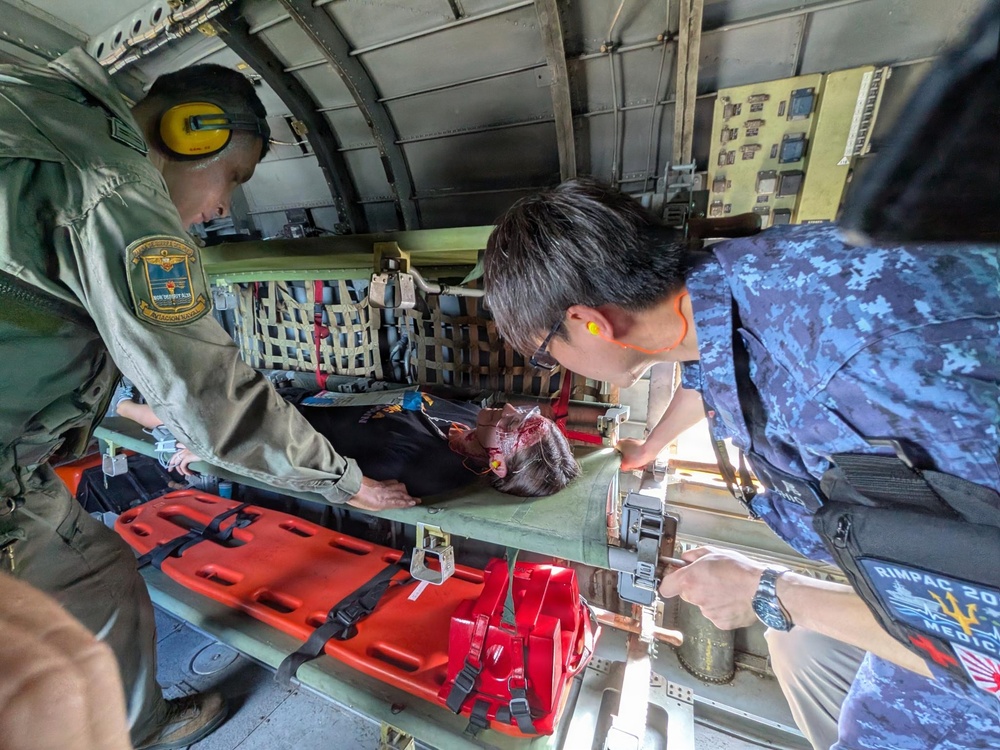 JMSDF medical personnel participate in mass casualty response exercise during RIMPAC 2026