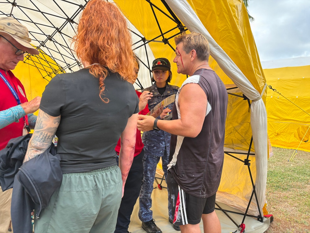 JMSDF medical personnel participate in mass casualty response exercise during RIMPAC 2026