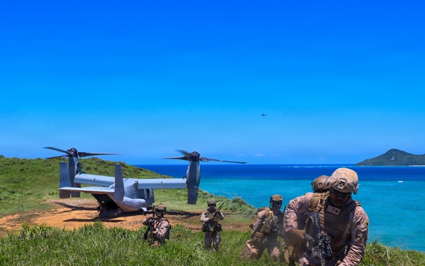 U.S. Marines with 3/7 Conduct Close Air Support training