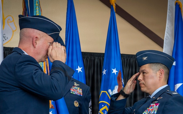 374th Airlift Wing welcomes new commander