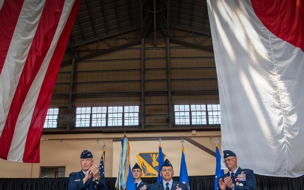 374th Airlift Wing welcomes new commander