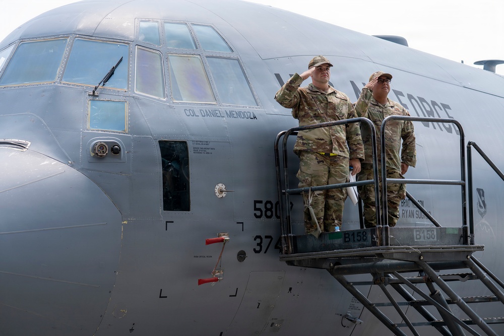 374th Airlift Wing welcomes new commander