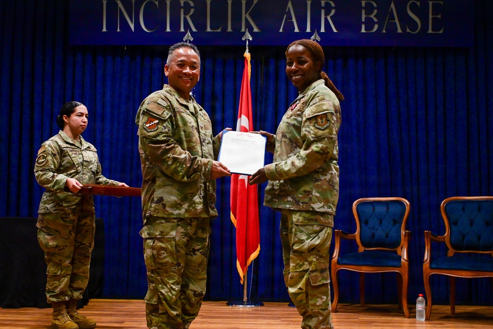 39th FSS change of command