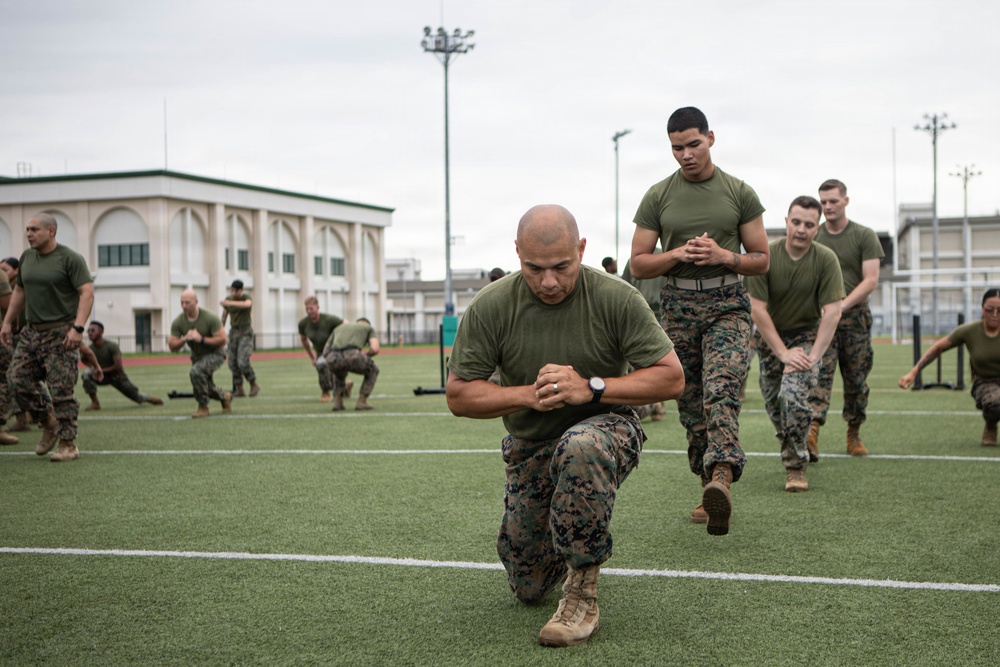 MCIPAC Sgt. Maj. conducts PT with MCAS Iwakuni Marines and Sailors