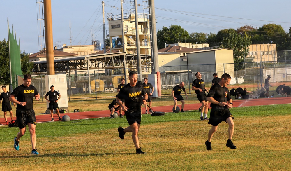 USAFRICOM command senior enlisted leader joins Soldiers for physical readiness training in Italy
