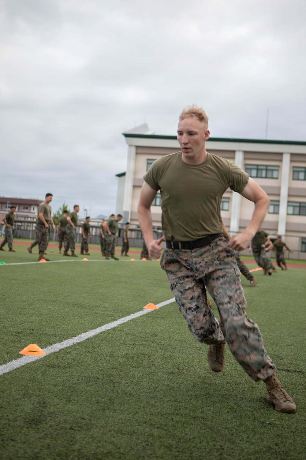 MCIPAC Sgt. Maj. conducts PT with MCAS Iwakuni Marines and Sailors