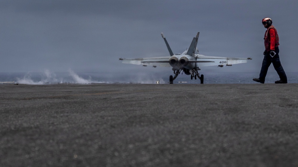 Abraham Lincoln Conducts Flight Deck Operations
