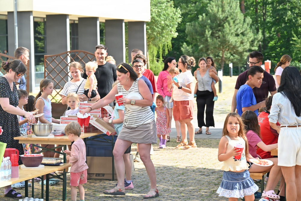 USAG Stuttgart Hosts Welcome Wednesdays During PCS Season