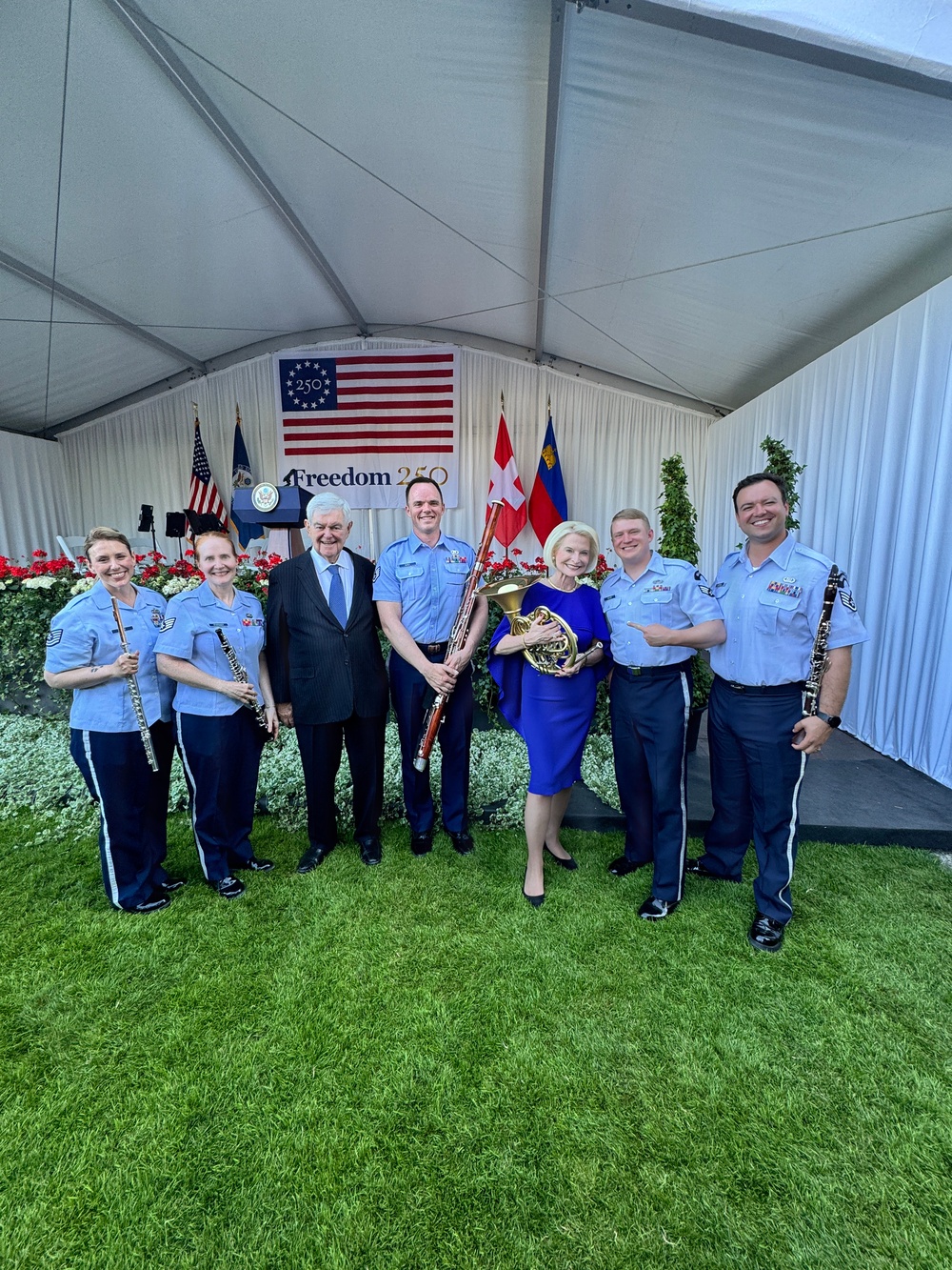 U.S. Air Forces in Europe Band takes photo with Callista and Newt Gingrich