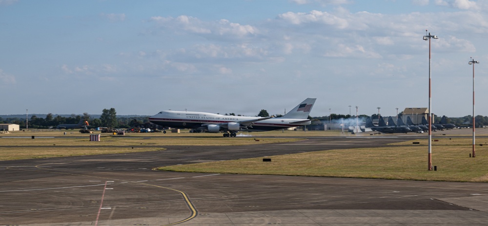 New Air Force One stops at RAF Mildenhall