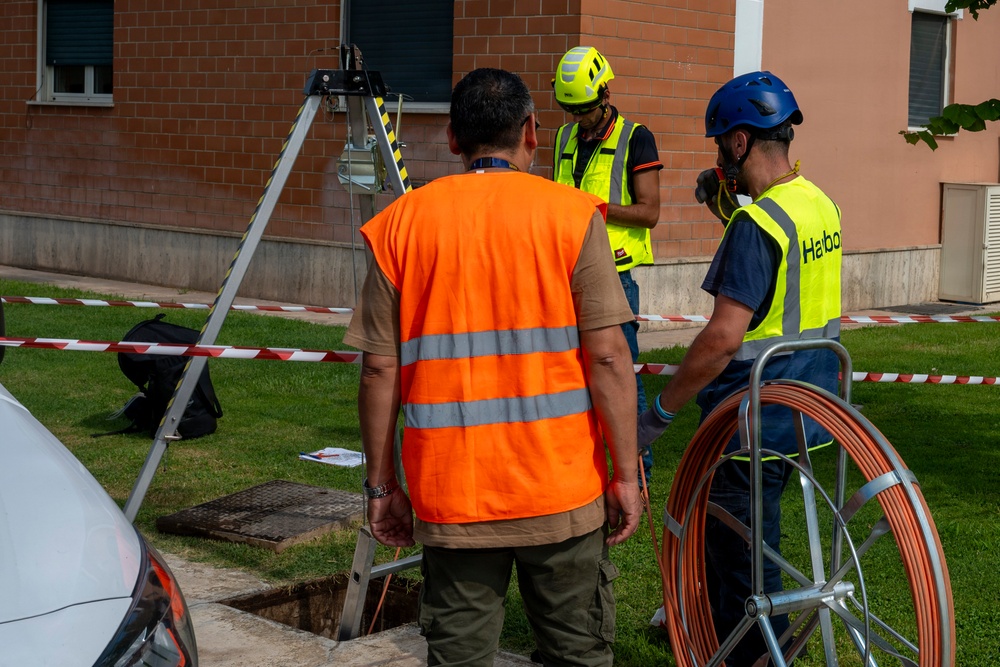 'Get Real, Get Better' at NSA Naples: Unaccompanied Housing Sailors Receive Fiber Optic Internet Service