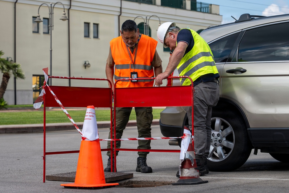 'Get Real, Get Better' at NSA Naples: Unaccompanied Housing Sailors Receive Fiber Optic Internet Service