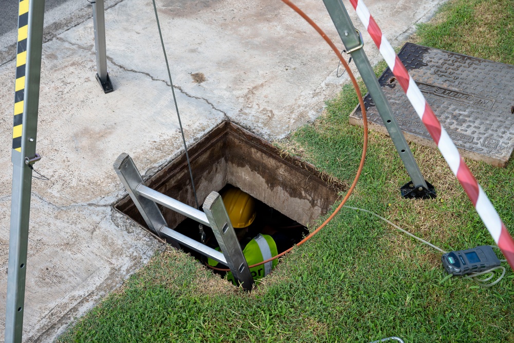 'Get Real, Get Better' at NSA Naples: Unaccompanied Housing Sailors Receive Fiber Optic Internet Service