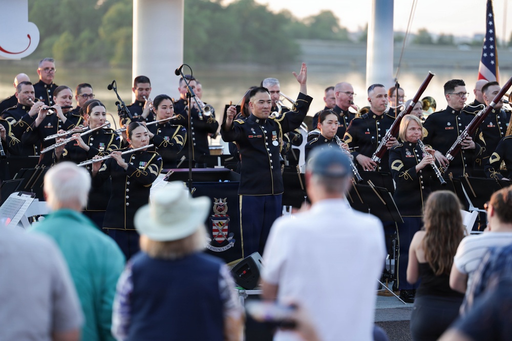 Salute the Sunset at National Harbor