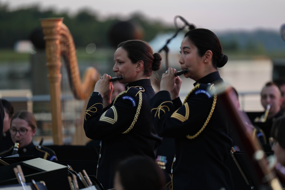 Salute the Sunset at National Harbor