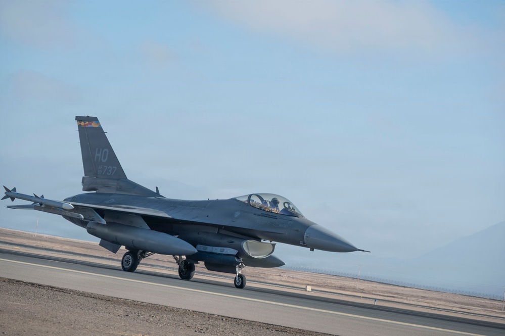 U.S., South American partners integrate during exercise Salitre 2026