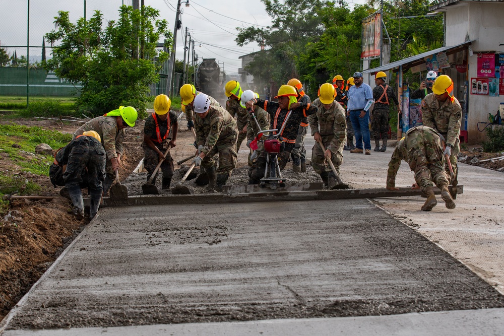 Arkansas National Guard Build Strong foundations with the Guatemala Army