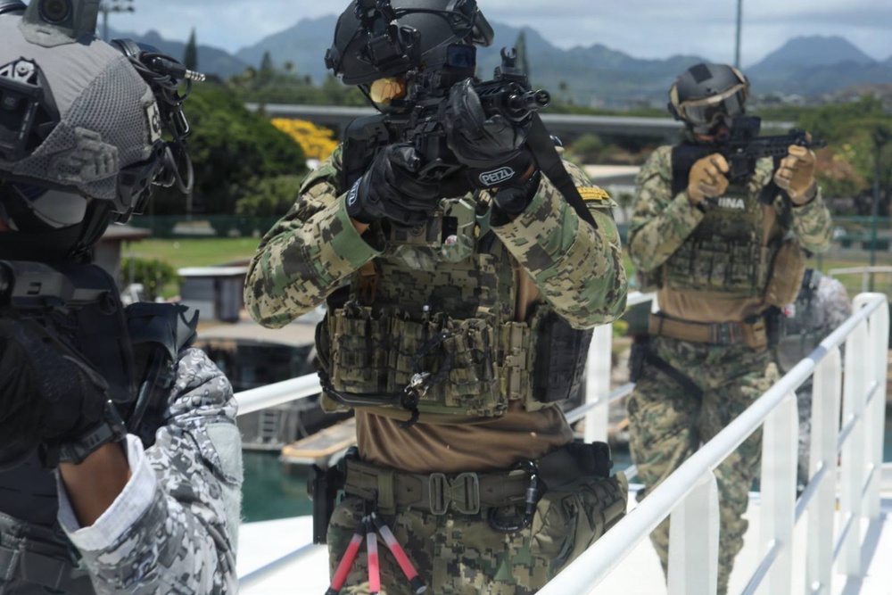 Philippine Coast Guard conducts joint maritime interdiction operations training with Mexican Navy ahead of RIMPAC sea phase