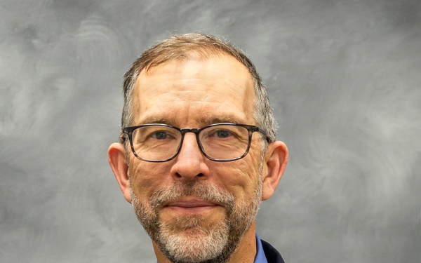 Corps of Engineers inducts Cottage Grove, Minn., resident to St. Paul District Hall of Fame