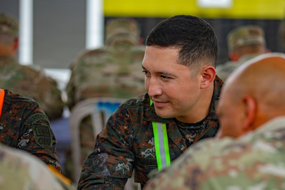 Arkansas National Guard Build Strong foundations with the Guatemala Army
