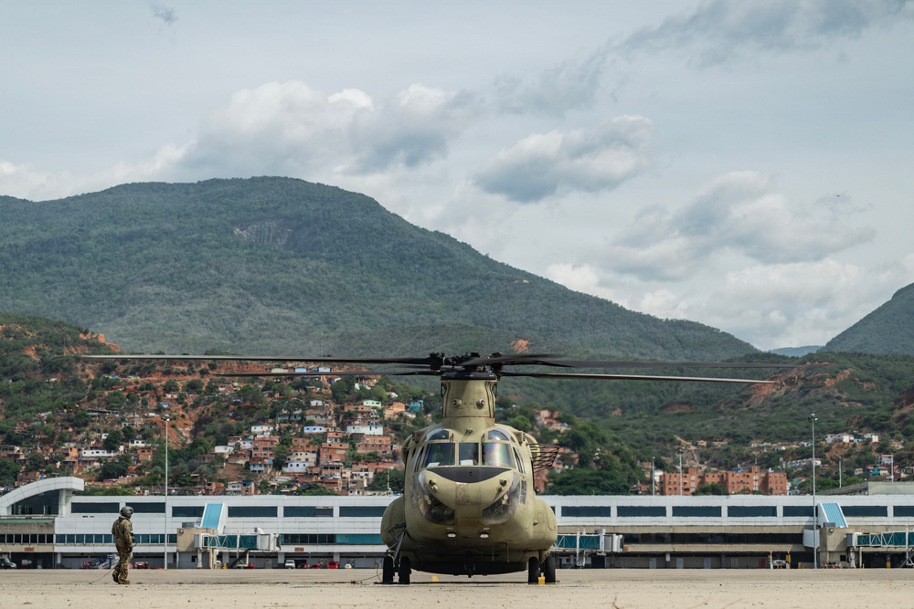 CRE Conducts CH-47 Refueling Operations