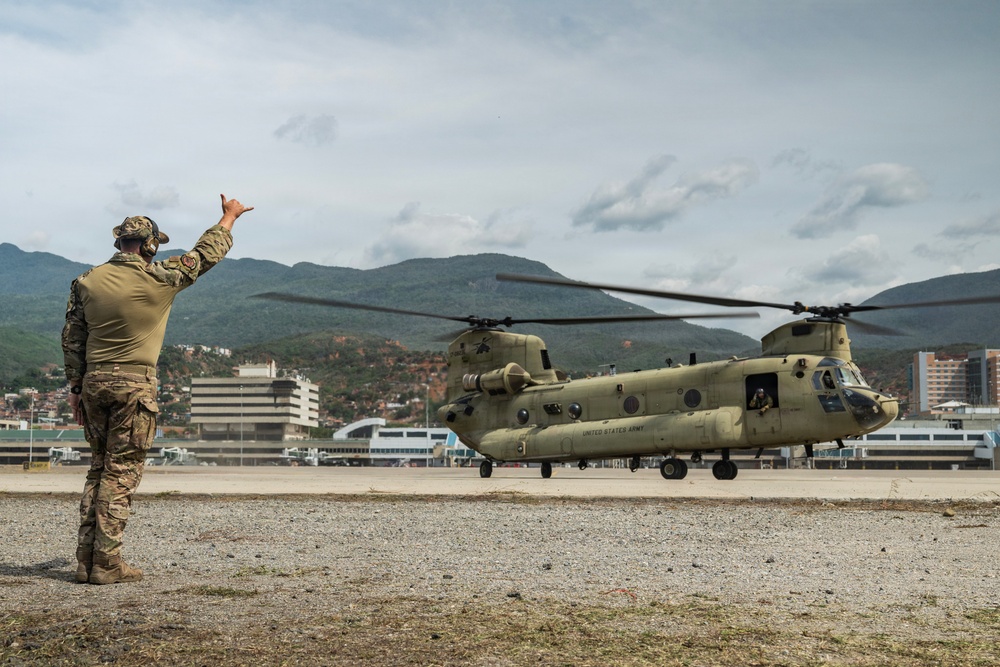 CRE Conducts CH-47 Refueling Operations